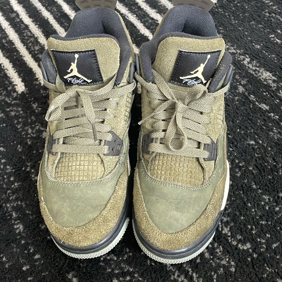 Jordan 4 olives